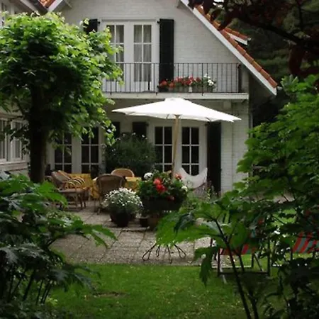In Vlaanderen With Garden Ostend